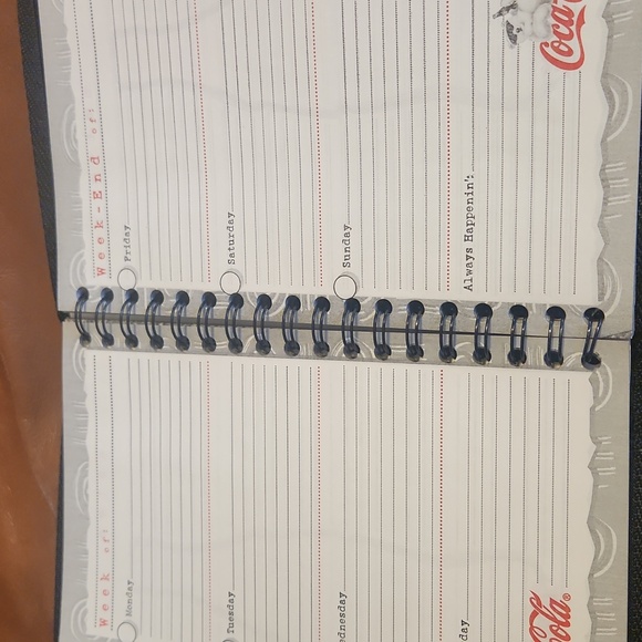 Coke "Always" padded binder with removable notebook/planner, velcro closure - Picture 6 of 9